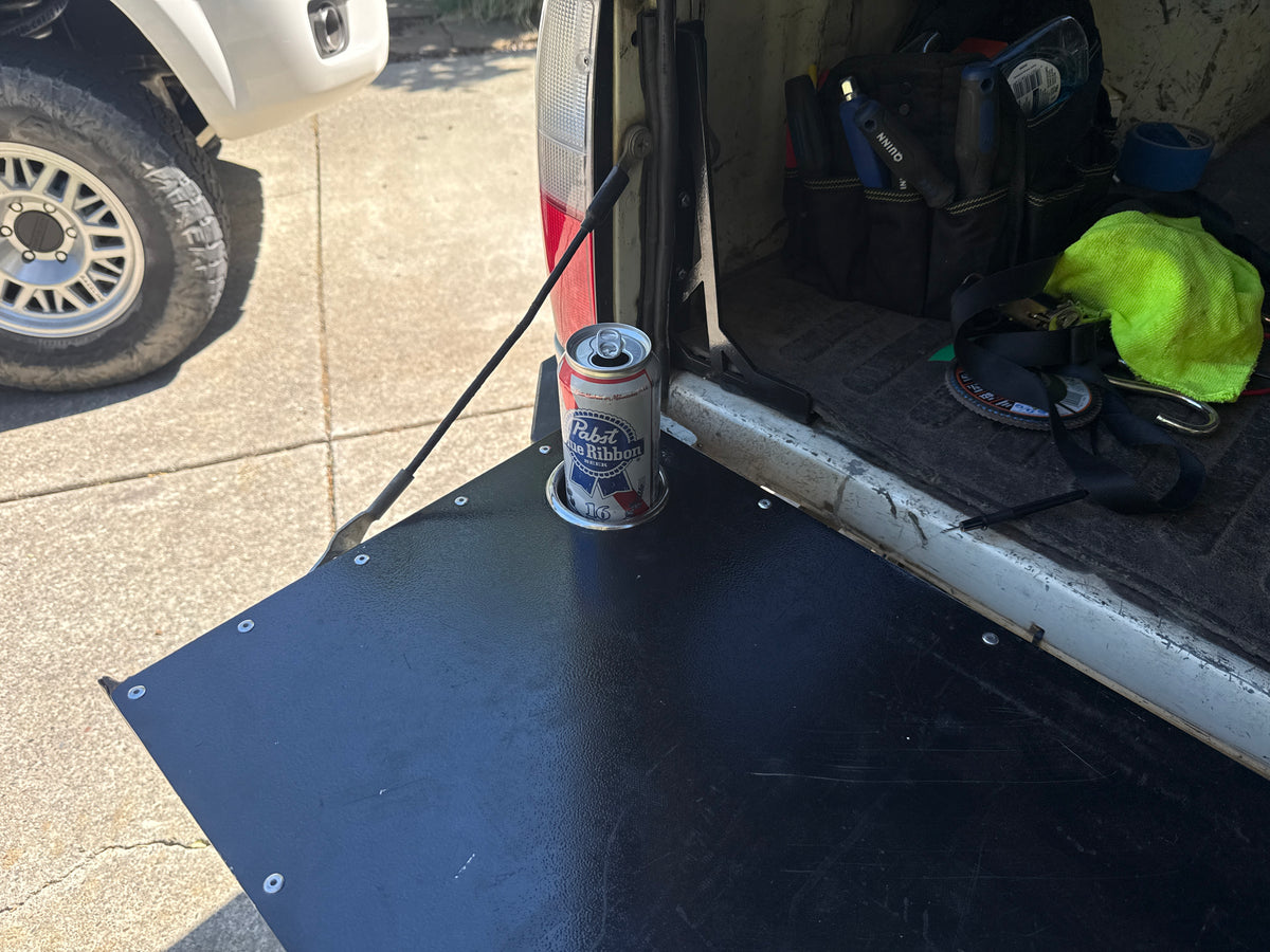 Tailgate flat panel